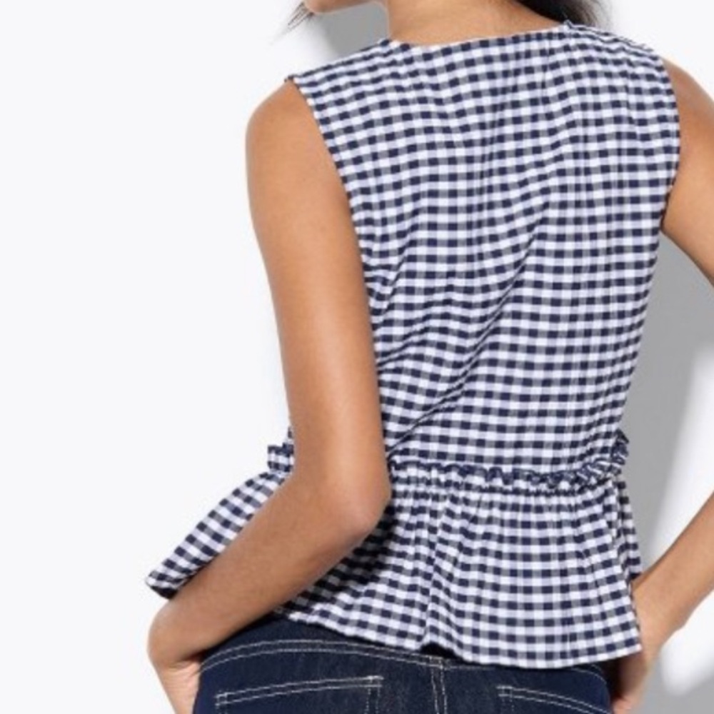 Tie Front by Ruffle Vest - Picture 6 of 6